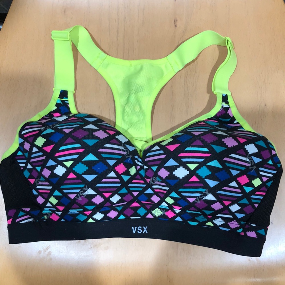 Sports bra